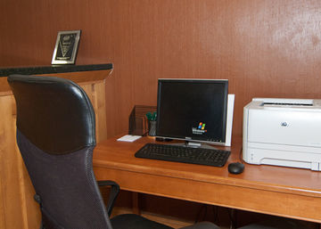 H I Express & Suites San Antonio Medical-Six Flags Экстерьер фото