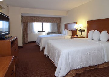 H I Express & Suites San Antonio Medical-Six Flags Экстерьер фото